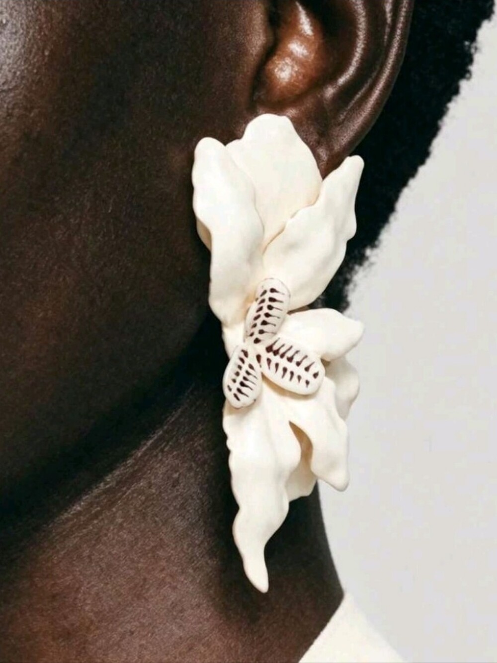 NEW! Zara Ivory Floral Gold Enamel Statement Post Earrings - Women Accessories